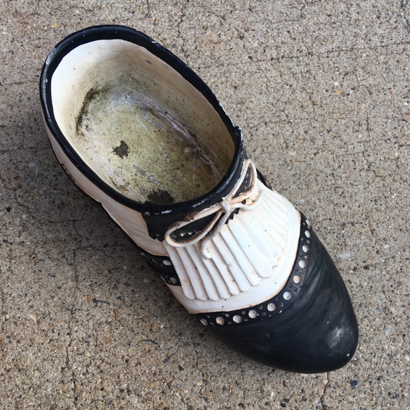 Vintage Black & White Porcelain Golf saddle Shoe - Picture 8 of 8